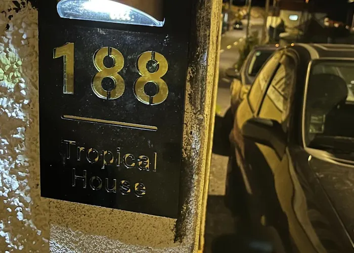 Tropical House * Ribeira Brava