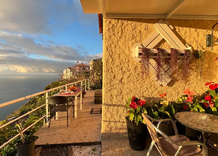 Tropical House Tatil Evi